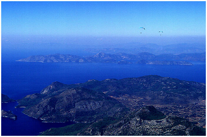 K&uuml;stenverlauf bei &Ouml;l&uuml;deniz (T&uuml;rkei) aus der Luftperspektive