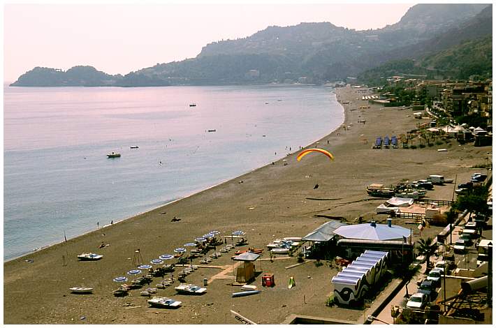 Landeplatz Strand Letojanni